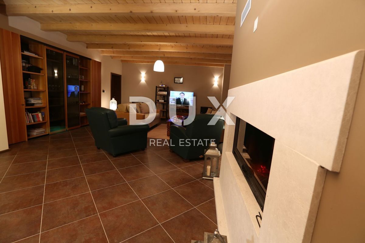 ISTRA, SVETVINČENAT - Čudovita vila na prostranem vrtu