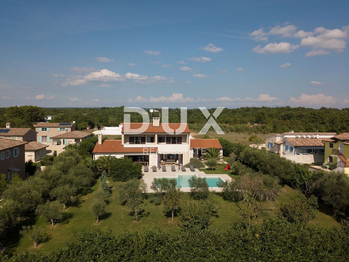 ISTRA, SVETVINČENAT - Čudovita vila na prostranem vrtu