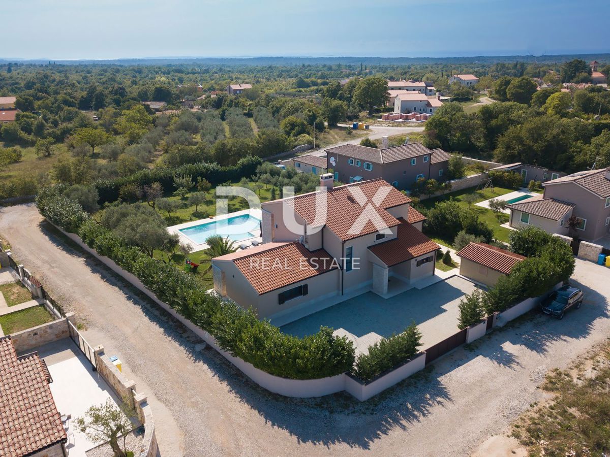 ISTRA, SVETVINČENAT - Čudovita vila na prostranem vrtu