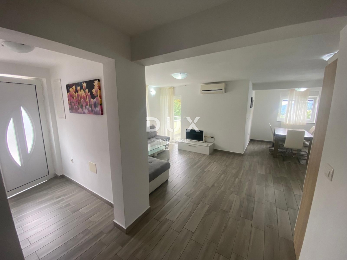 OPATIJA, VEPRINAC - stanovanje 4 spalnice + dnevna soba, 136 m2 z bazenom in pogledom na morje! PRILOŽNOST!