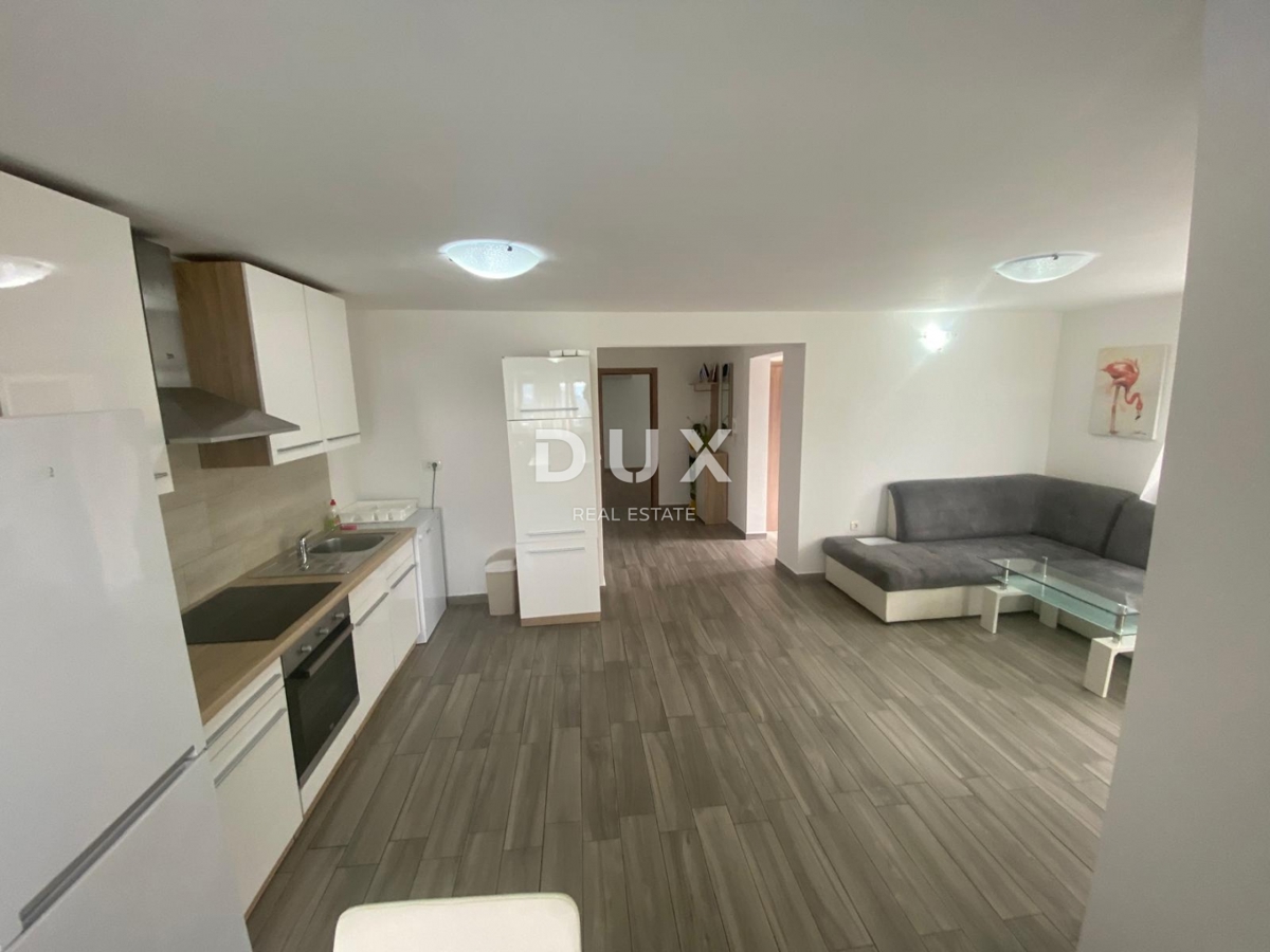 OPATIJA, VEPRINAC - stanovanje 4 spalnice + dnevna soba, 136 m2 z bazenom in pogledom na morje! PRILOŽNOST!