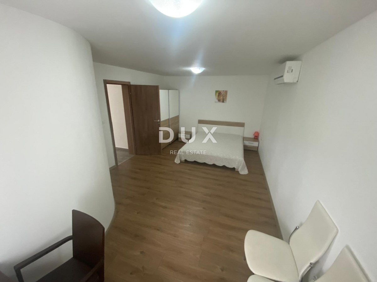 OPATIJA, VEPRINAC - stanovanje 4 spalnice + dnevna soba, 136 m2 z bazenom in pogledom na morje! PRILOŽNOST!
