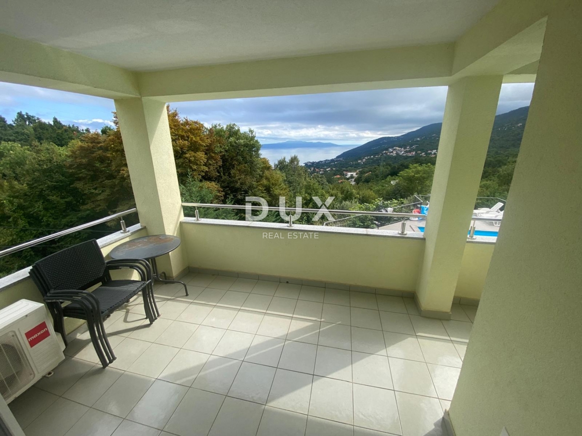 OPATIJA, VEPRINAC - stanovanje 4 spalnice + dnevna soba, 136 m2 z bazenom in pogledom na morje! PRILOŽNOST!