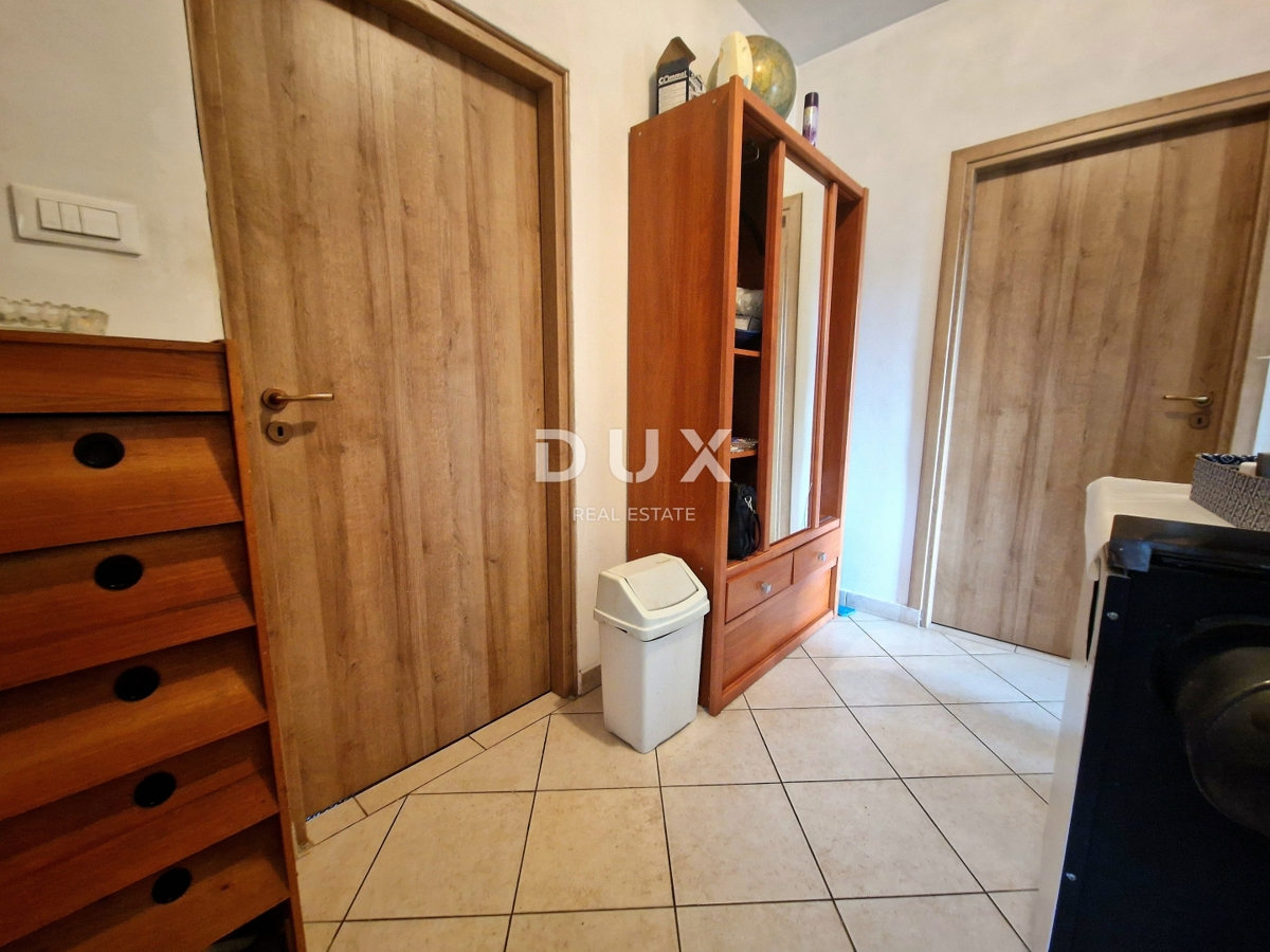 VIŠKOVO, MARINIĆI - 3s+dnevna soba z vrtom 290m2
