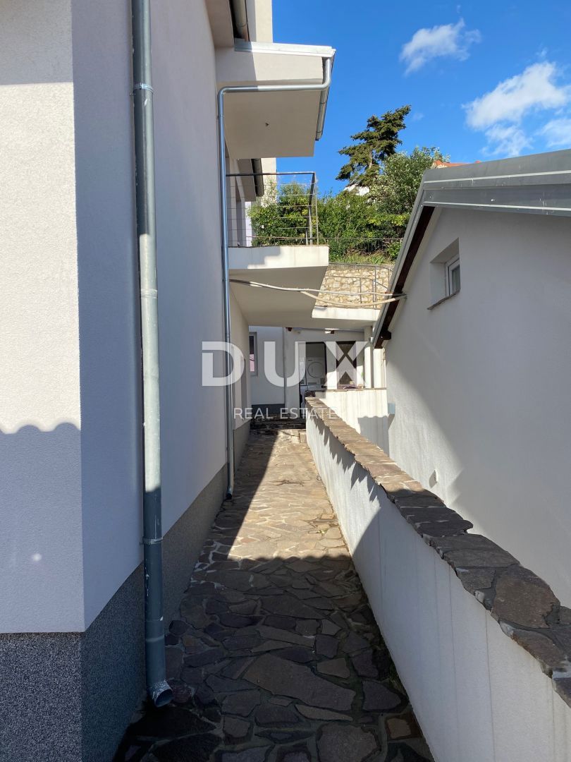 RIJEKA, KRIM - 2 samostojni hiši s pogledom na morje + 2 gospodarski poslopji + vrt! PRILOŽNOST!
