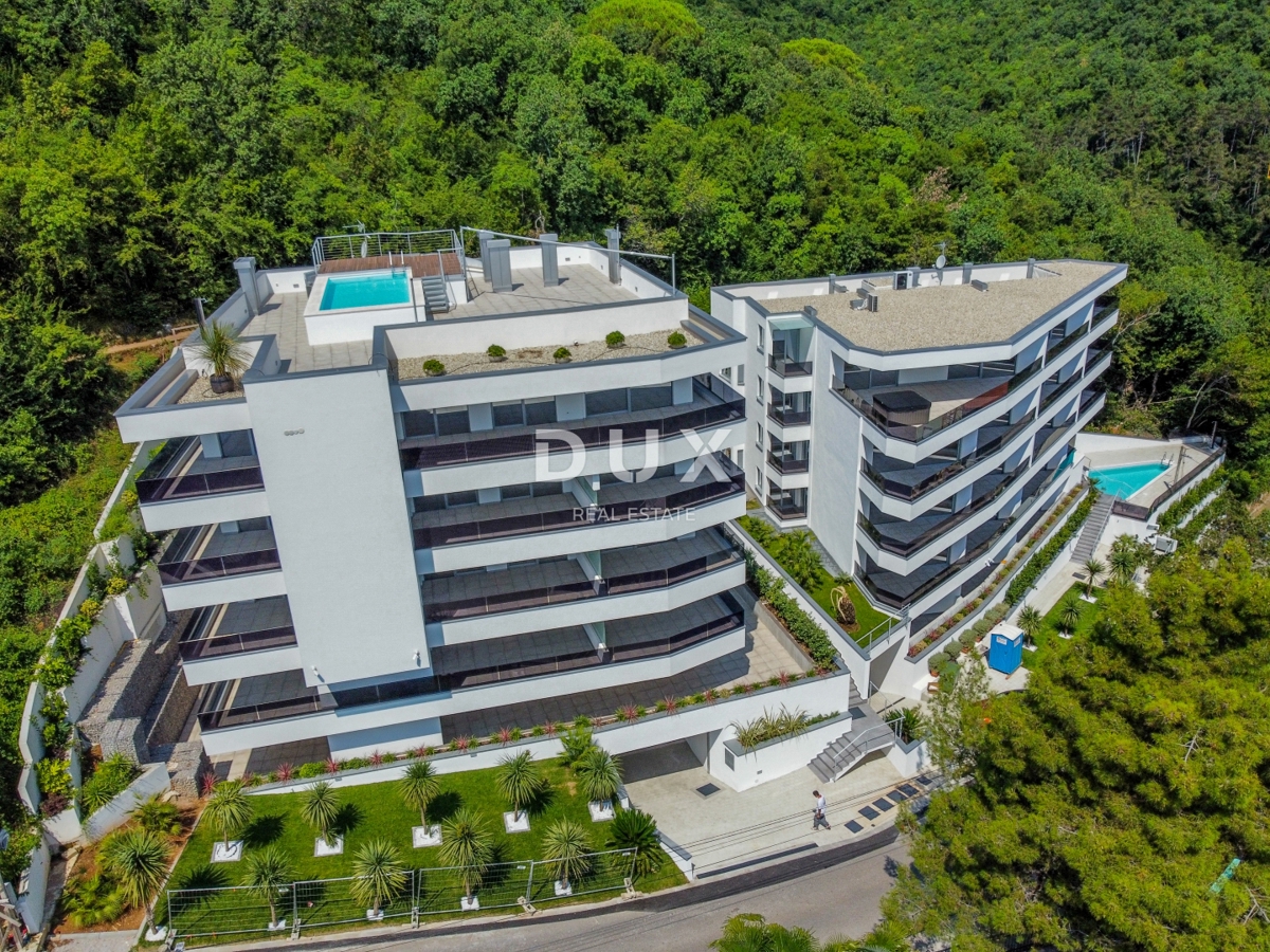 OPATIJA, CENTER - luksuzna stanovanjsko-poslovna stavba s 7 stanovanji, garažo in bazenom v središču Opatije