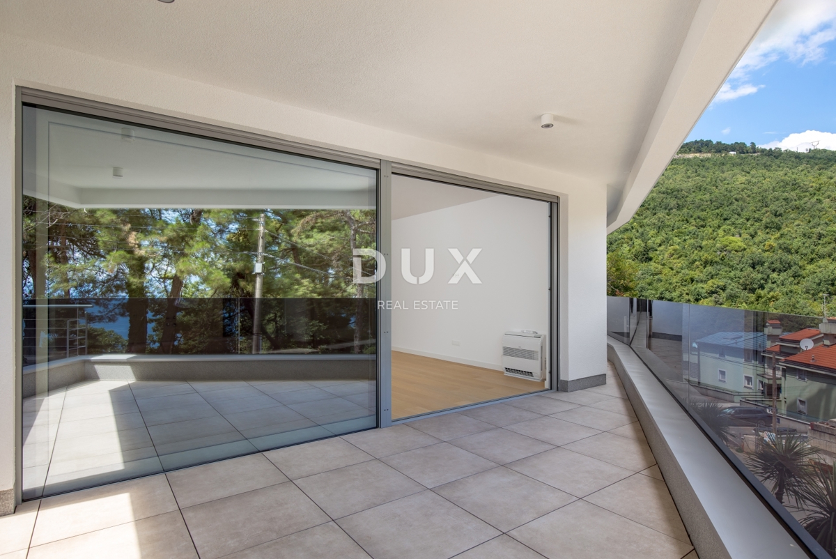 OPATIJA, CENTER - luksuzna stanovanjsko-poslovna stavba s 7 stanovanji, garažo in bazenom v središču Opatije