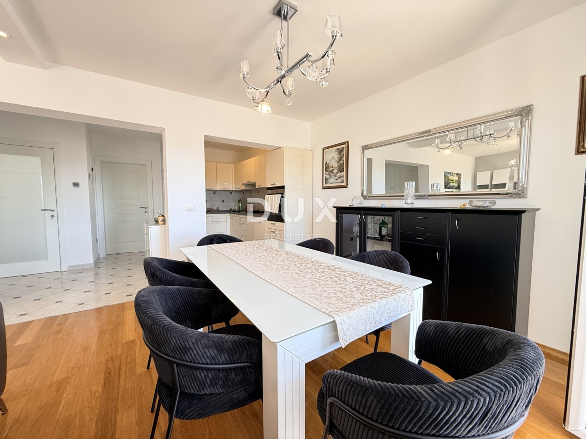 VIŠKOVO - Hiša s 3 stanovanji, dvema garažama, kletjo, vrtom in parkiriščem