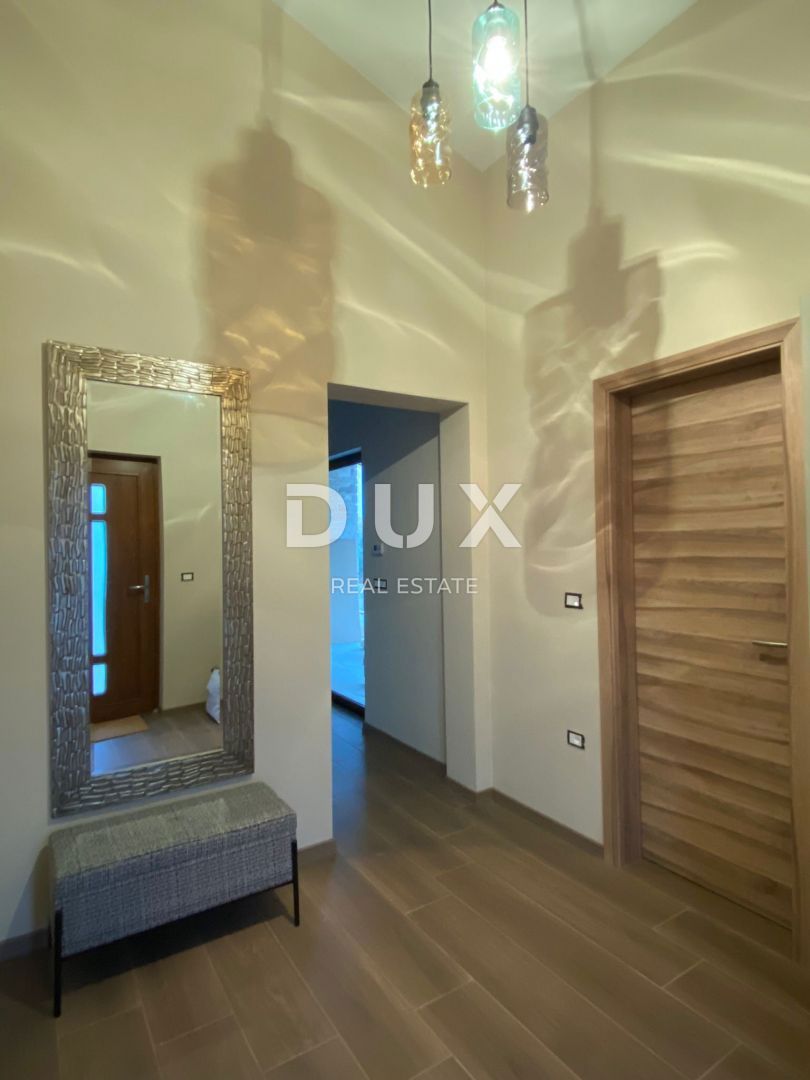 ISTRA, NOVIGRAD - Mediteranska hiša z bazenom