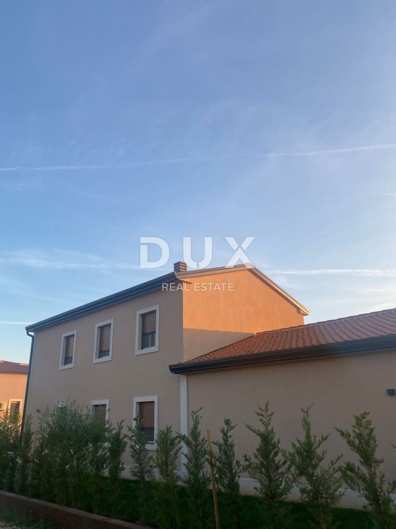 ISTRA, NOVIGRAD - Mediteranska hiša z bazenom