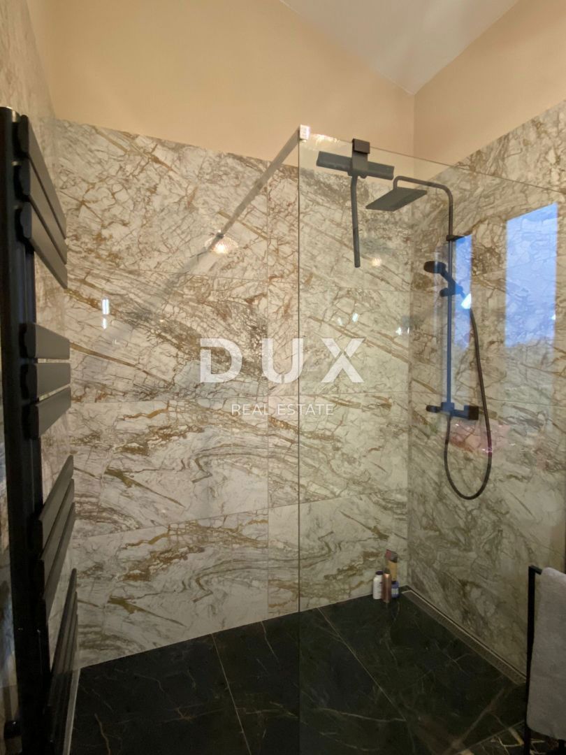 ISTRA, NOVIGRAD - Mediteranska hiša z bazenom