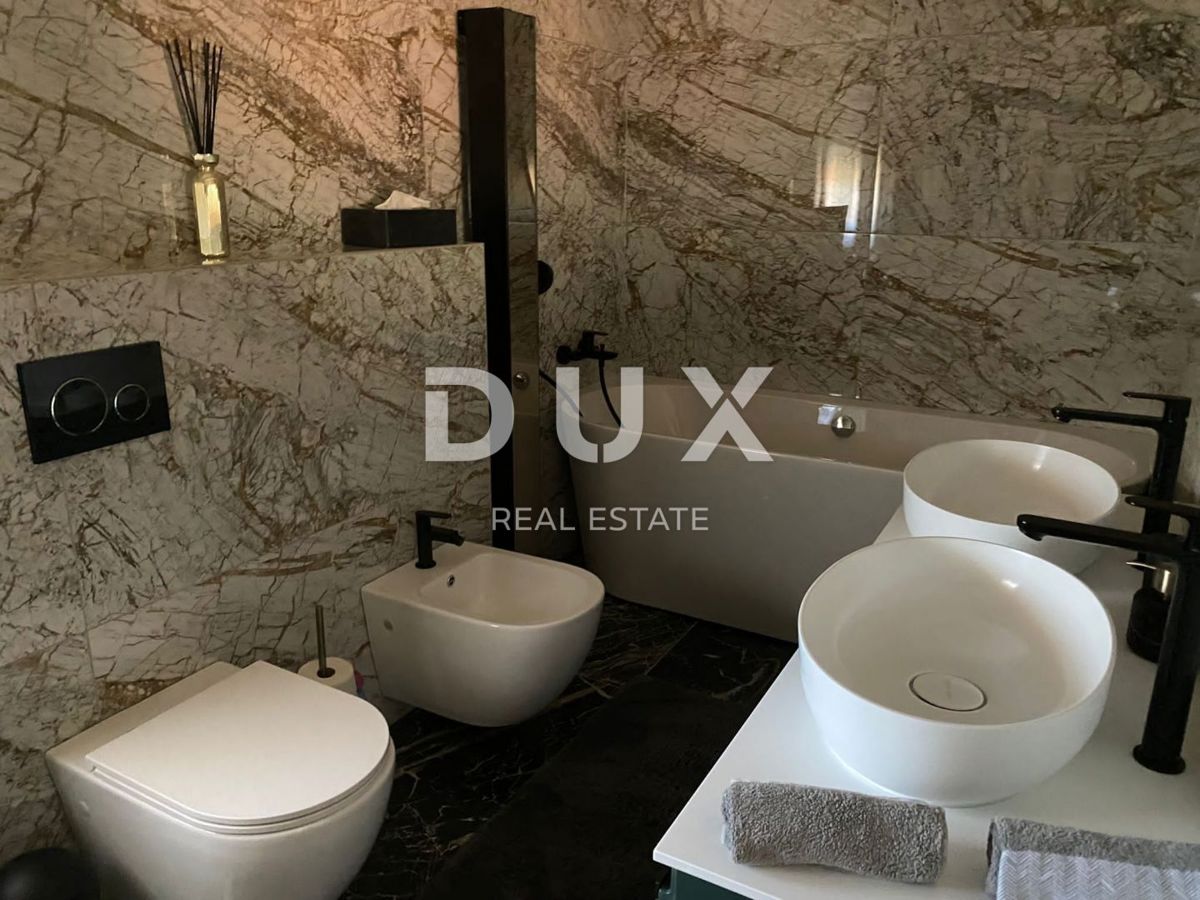 ISTRA, NOVIGRAD - Mediteranska hiša z bazenom