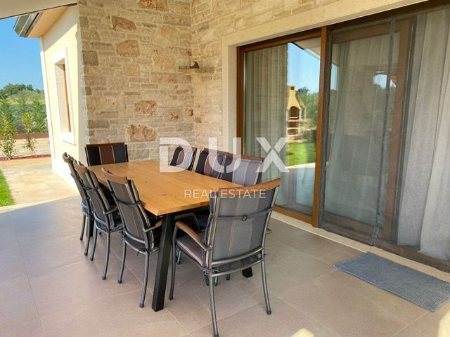 ISTRA, NOVIGRAD - Mediteranska hiša z bazenom