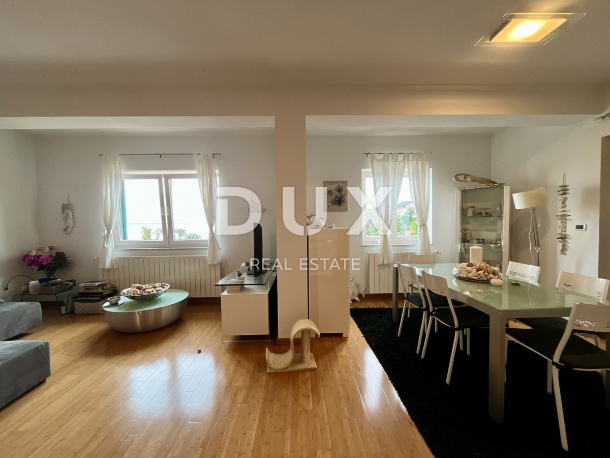 OPATIJA, IČIĆI - Intimna oaza s prostorno teraso 300 metrov od plaže s pogledom na morje