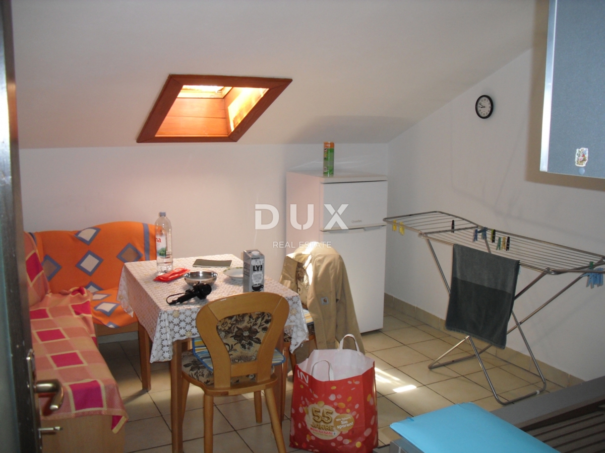 OTOK KRK, OMIŠALJ - Apartma 2 spalnici + dnevna soba 50 m2