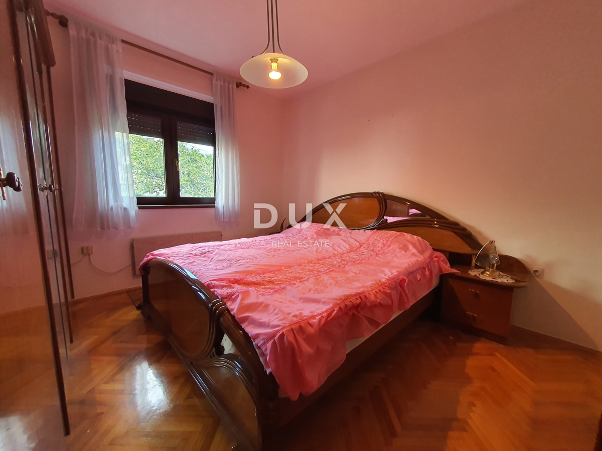 KASTAV, ĆIKOVIĆI - hiša s pogledom na morje in odličnim bivalnim potencialom