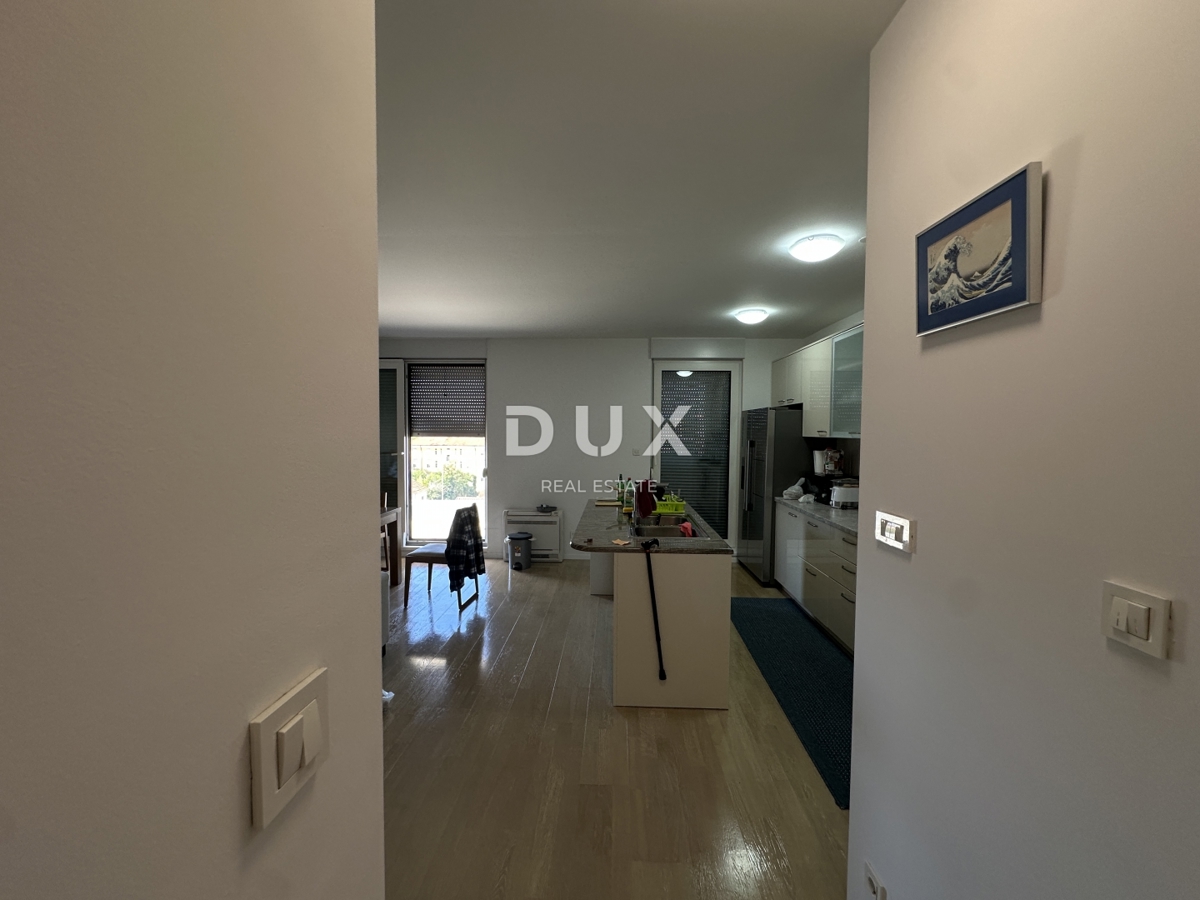 ZADAR, RELJA - Ekskluzivno stanovanje z dvema garažnima mestoma, Top lokacija!