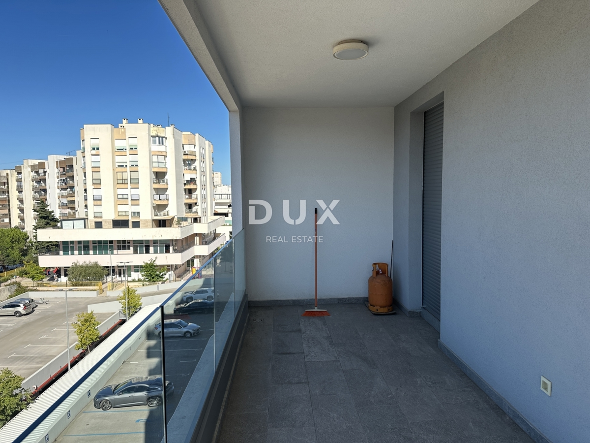 ZADAR, RELJA - Ekskluzivno stanovanje z dvema garažnima mestoma, Top lokacija!