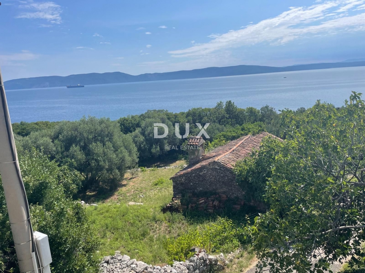 Zemljišče Rabac, Labin, 860m2