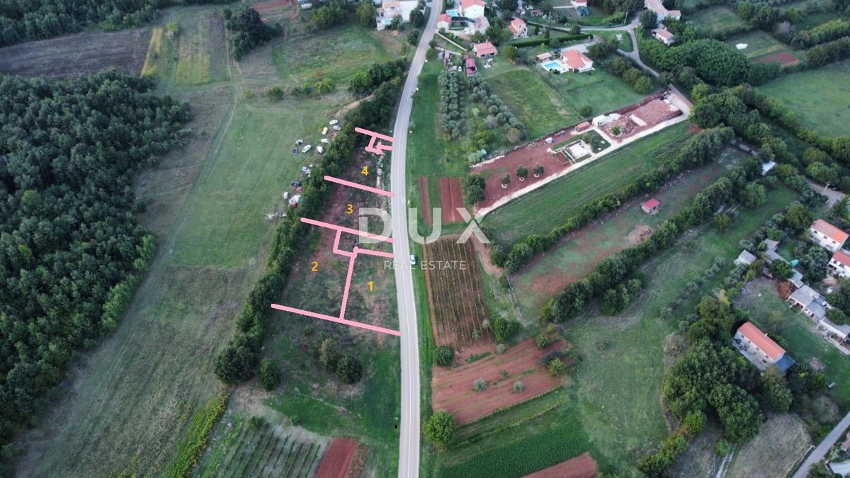 ISTRA, BARBAN - Gradbeno zemljišče s pogledom na morje! 