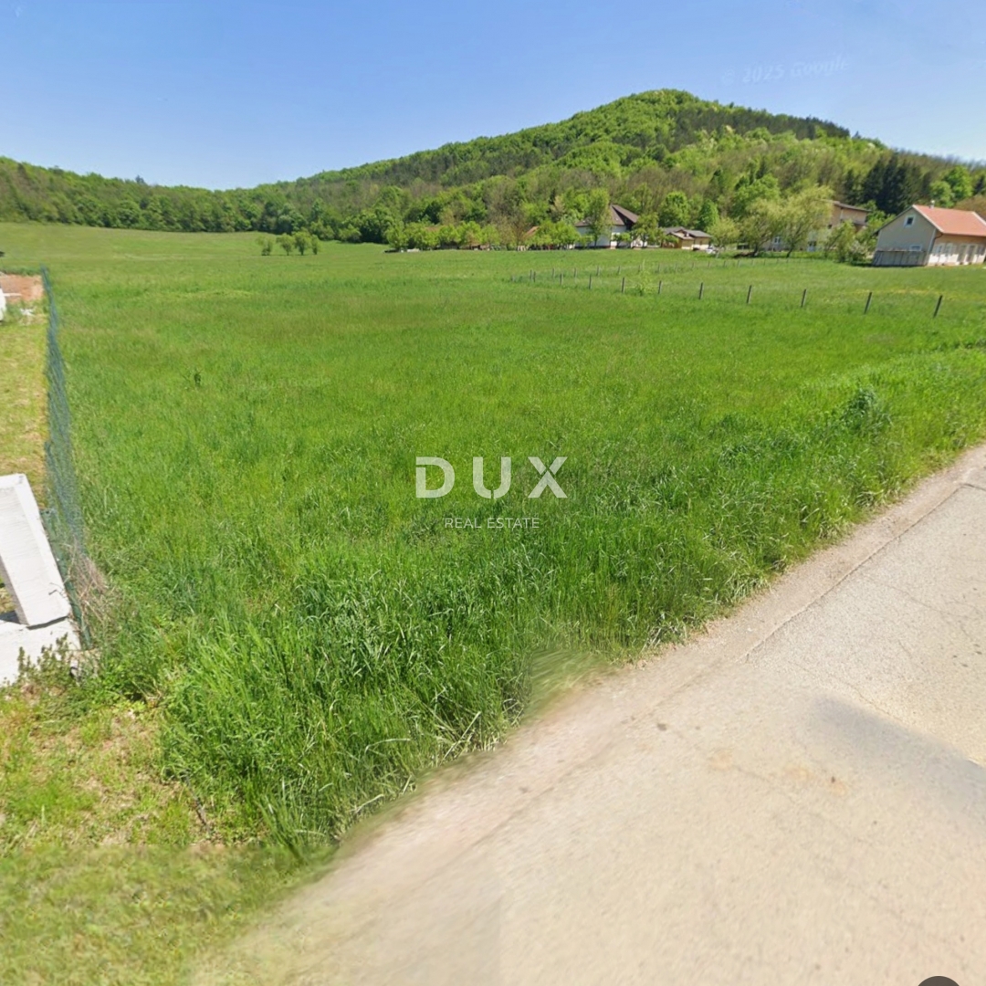 LIKA, OTOČAC, PROZOR - zazidljivo zemljišče 1120m2 v bližini reke Gacke za gradnjo stanovanjskih blokov - stanovanja / družinske hiše / hiše za najem z bazenom 