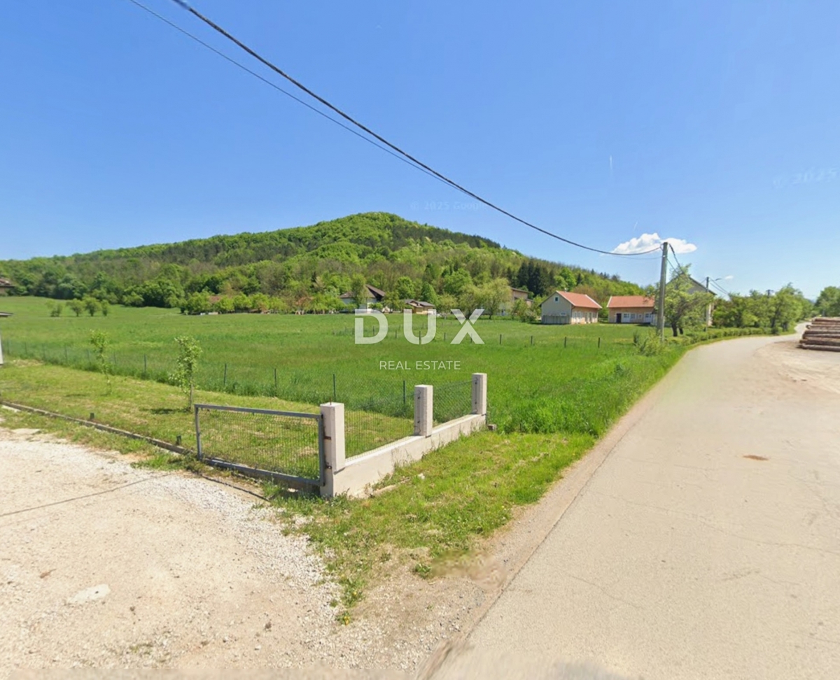 LIKA, OTOČAC, PROZOR - zazidljivo zemljišče 1120m2 v bližini reke Gacke za gradnjo stanovanjskih blokov - stanovanja / družinske hiše / hiše za najem z bazenom 