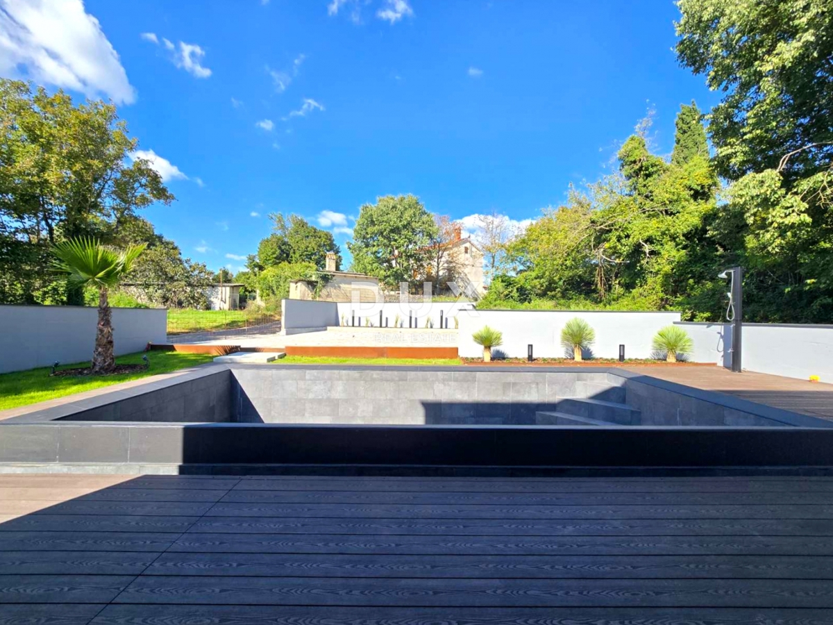 ISTRA, BARBAN - Moderna polpritlična hiša z bazenom