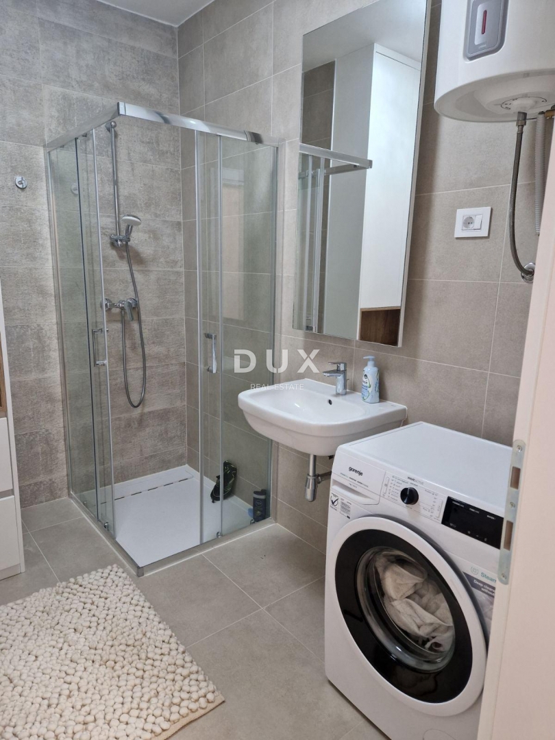 ISTRA, LABIN - Apartma prva vrsta ob morju