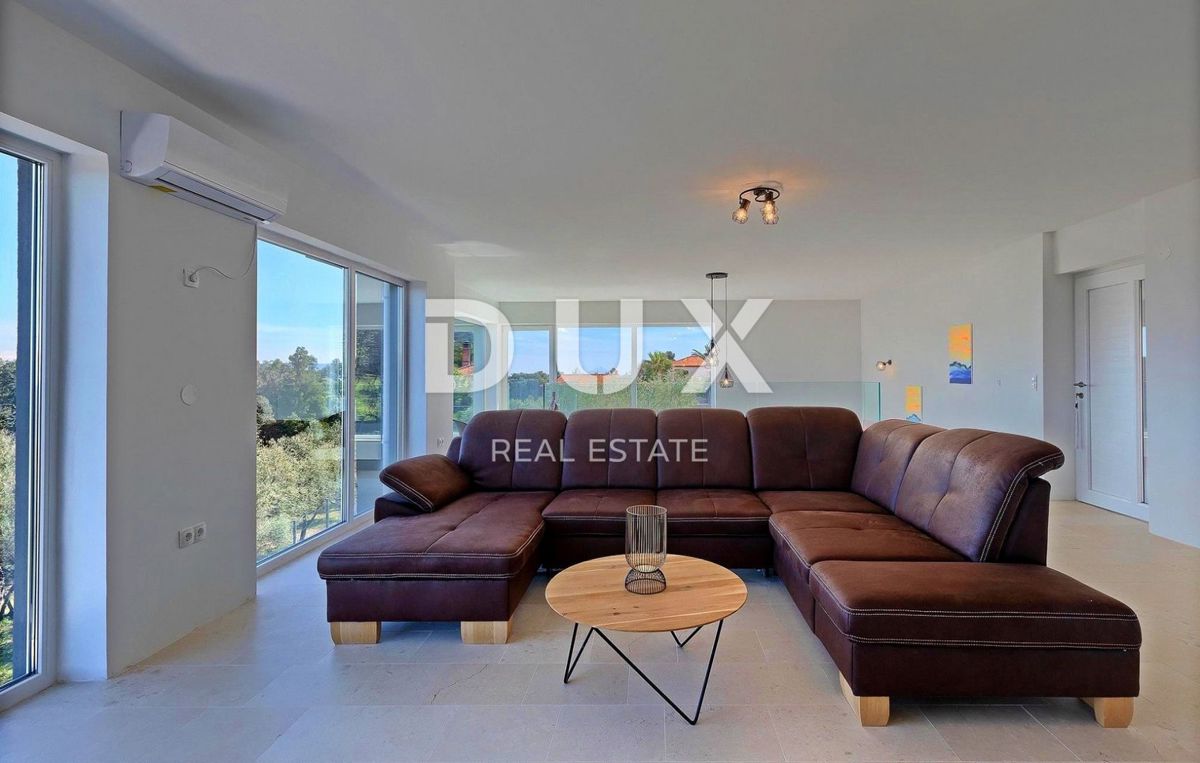 ISTRA, RABAC - Vila s panoramskim pogledom na morje