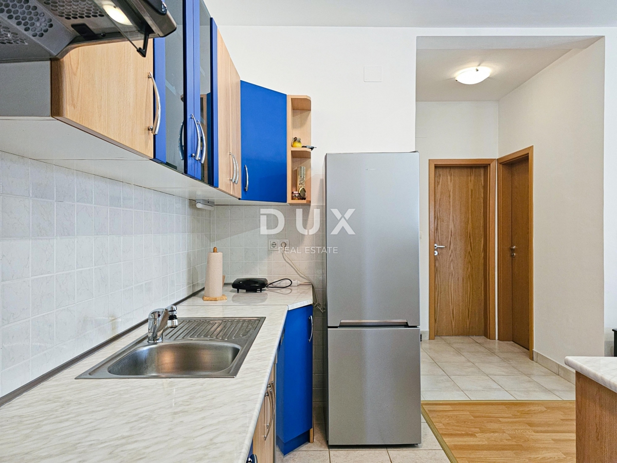 OTOK RAB, BARBAT - Hiša na odlični lokaciji 100 m od morja