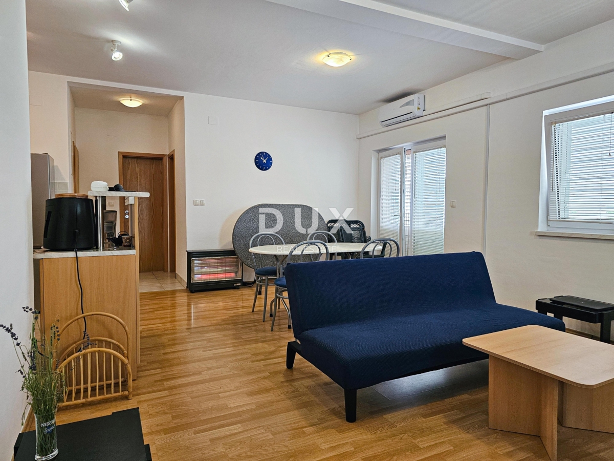 OTOK RAB, BARBAT - Hiša na odlični lokaciji 100 m od morja