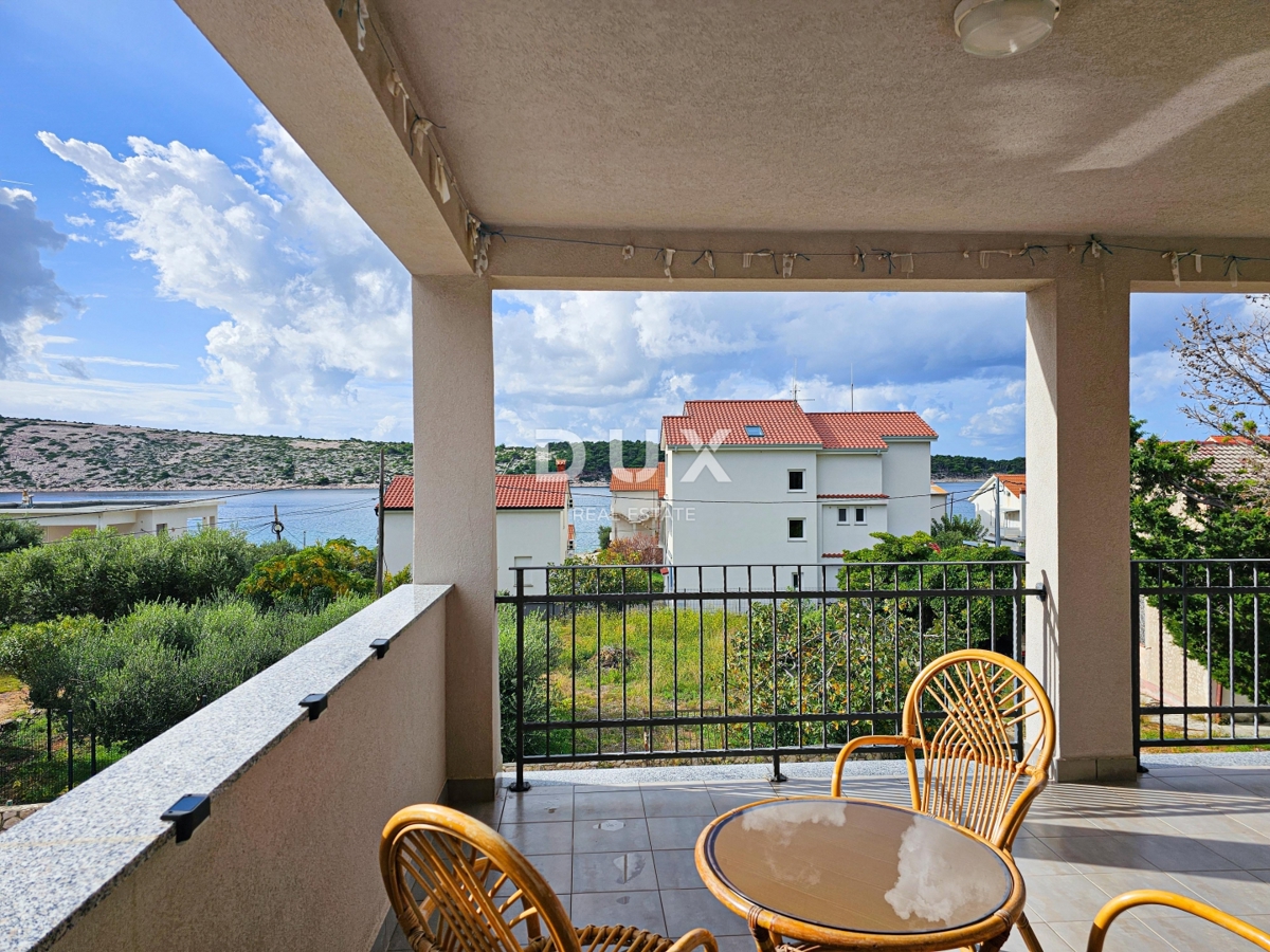 OTOK RAB, BARBAT - Hiša na odlični lokaciji 100 m od morja