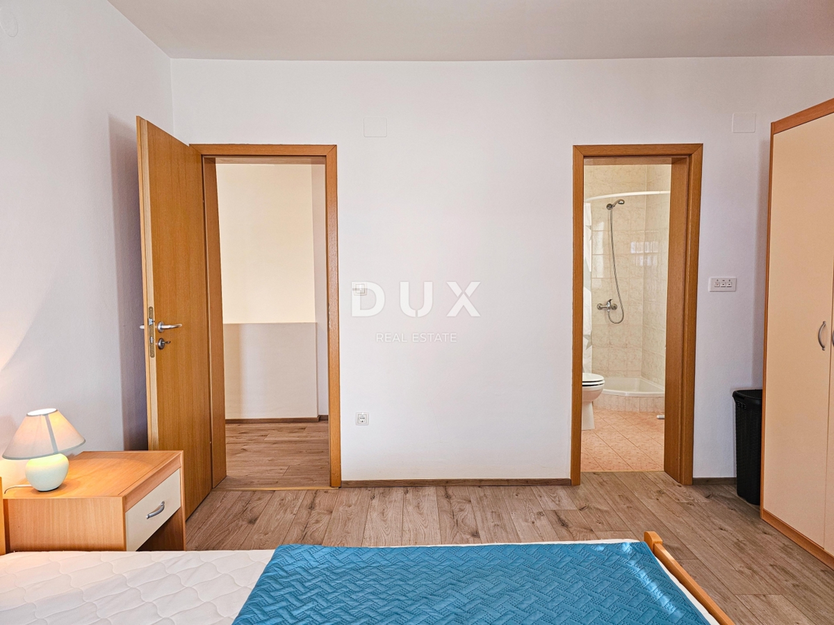 OTOK RAB, BARBAT - Hiša na odlični lokaciji 100 m od morja