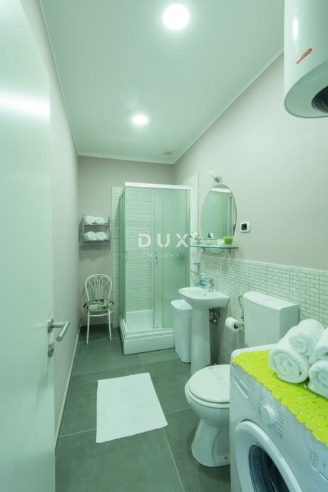 RIJEKA, POTOK – Dve stanovanjski enoti v edinstvenem prostoru z možnostjo različnih rab