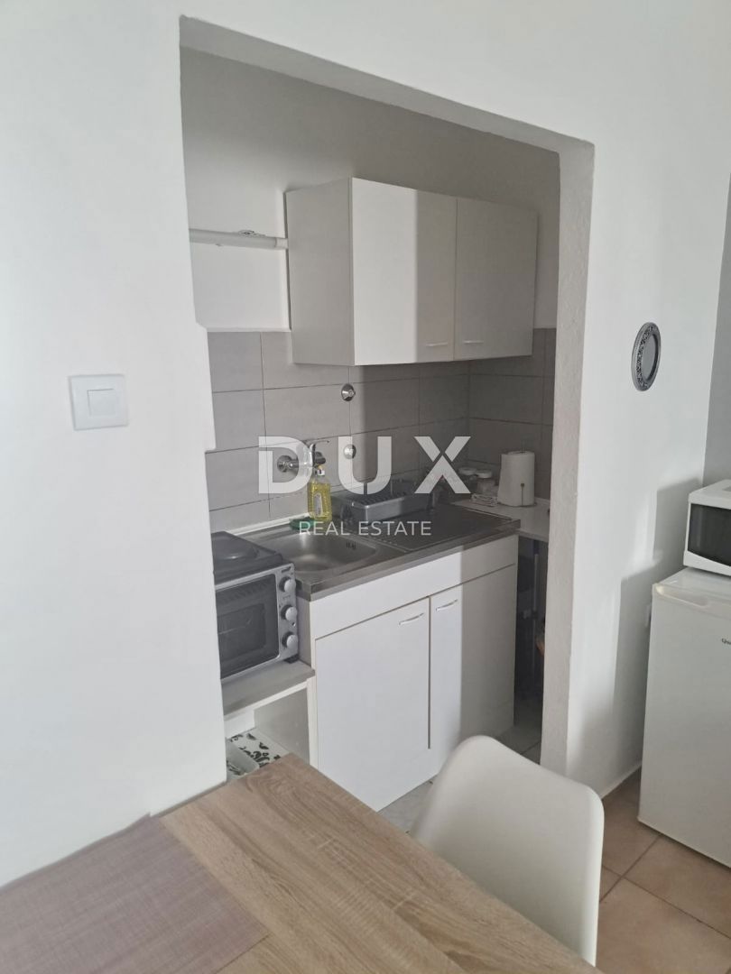 Branimirova Obala, Zadar, 30m2