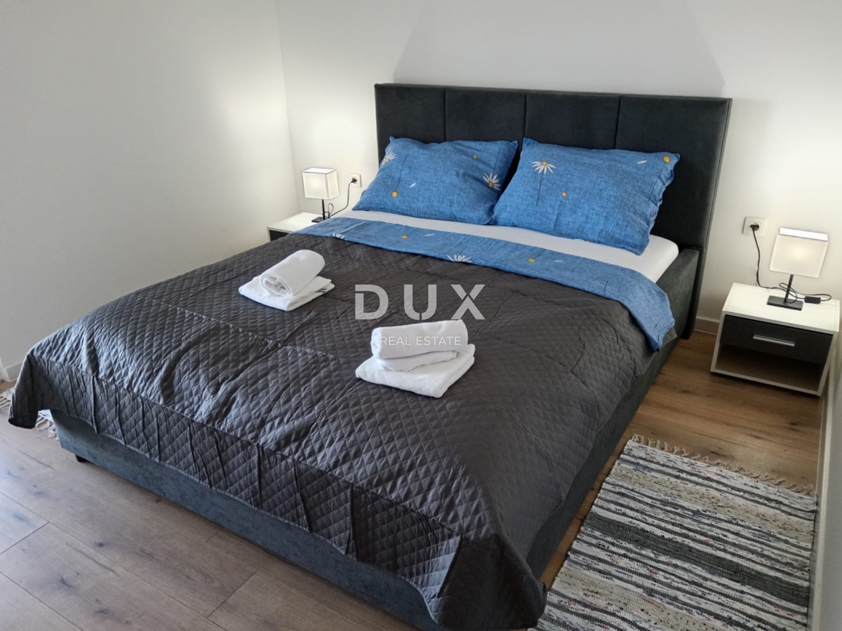 ISTRA, VALTURA - Apartmajska hiša