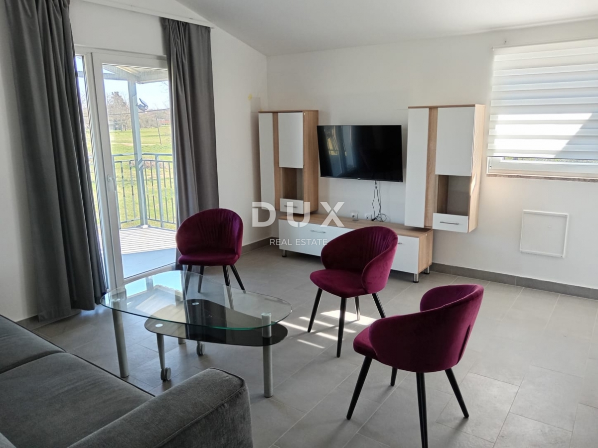 ISTRA, VALTURA - Apartmajska hiša