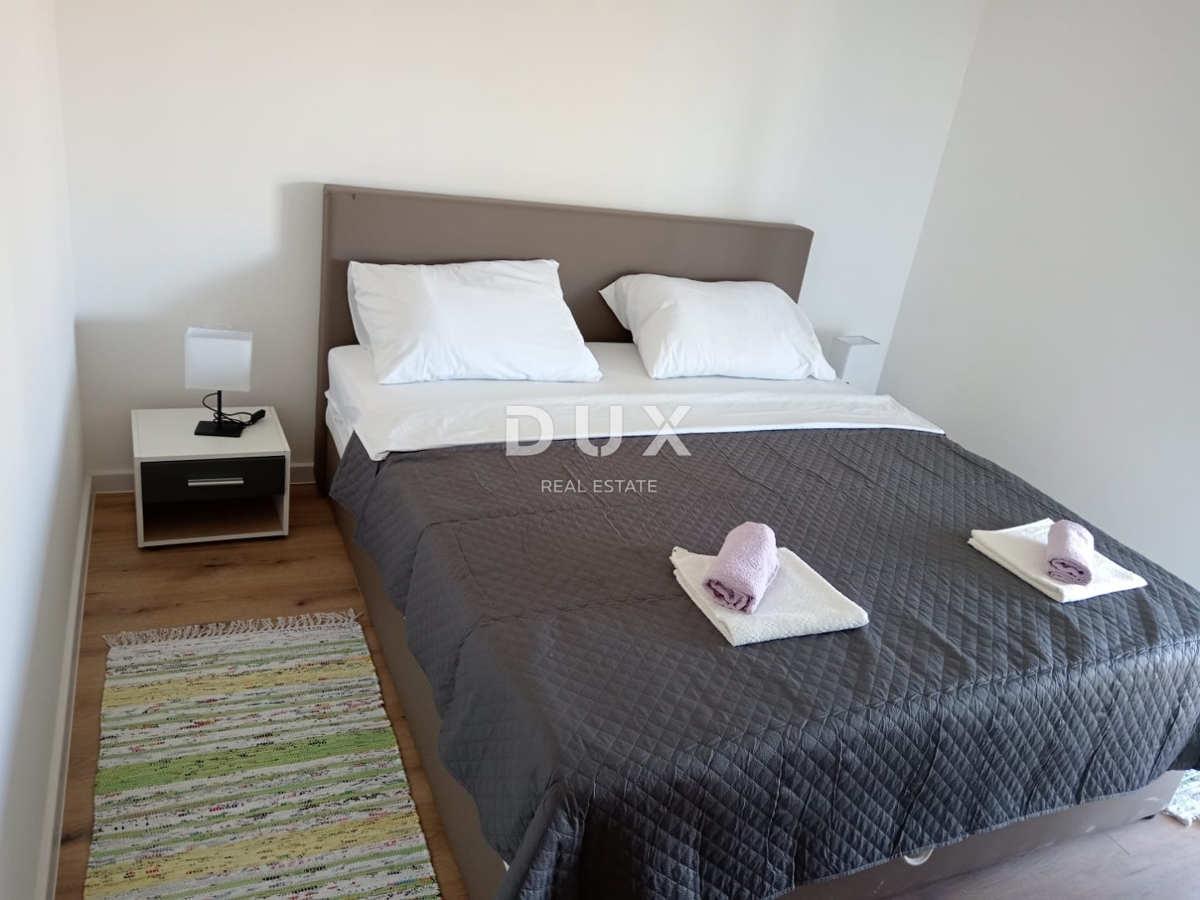 ISTRA, VALTURA - Apartmajska hiša