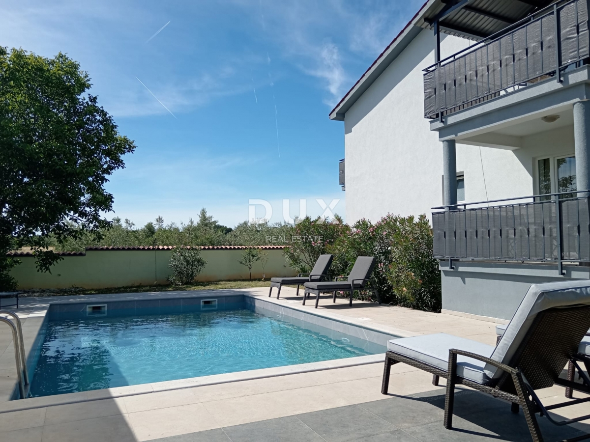 ISTRA, VALTURA - Apartmajska hiša