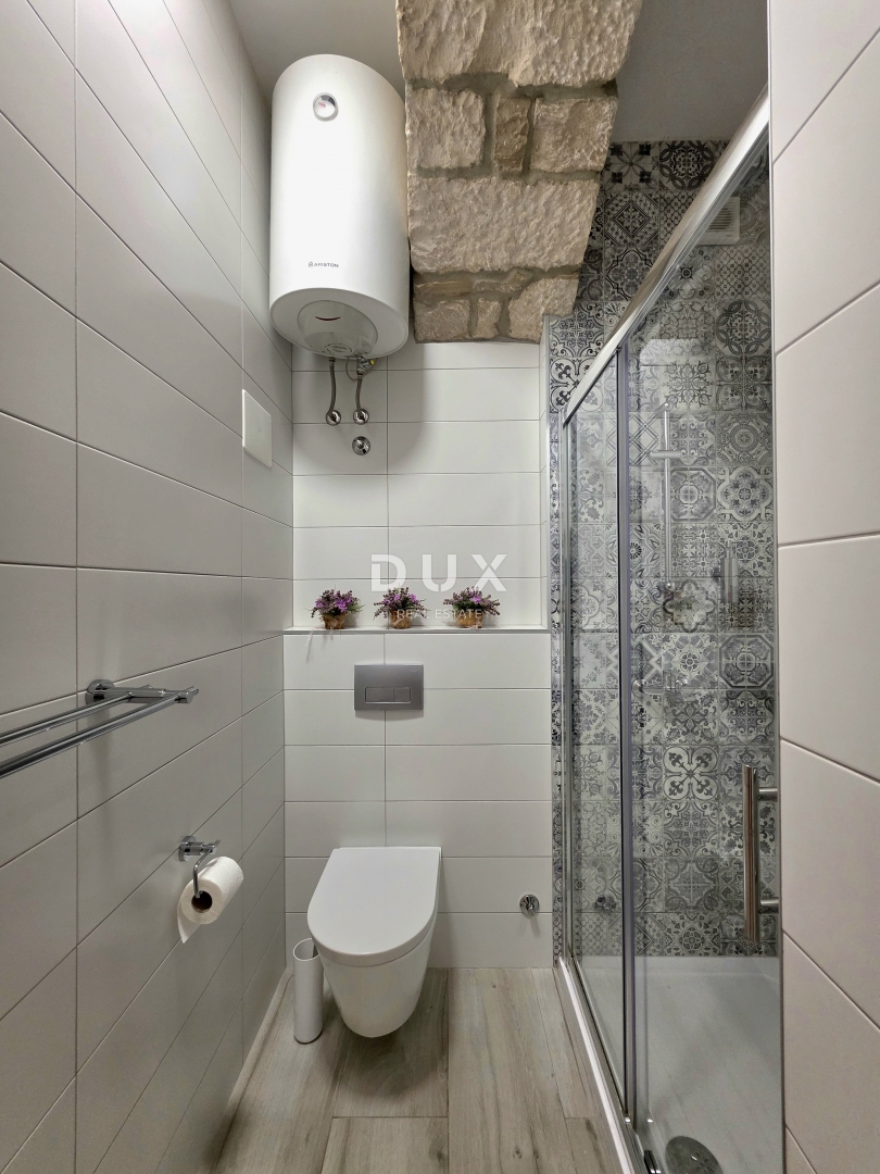 ISTRA, PULA, CENTER - 2-sobno opremljeno stanovanje na atraktivni lokaciji v središču mesta