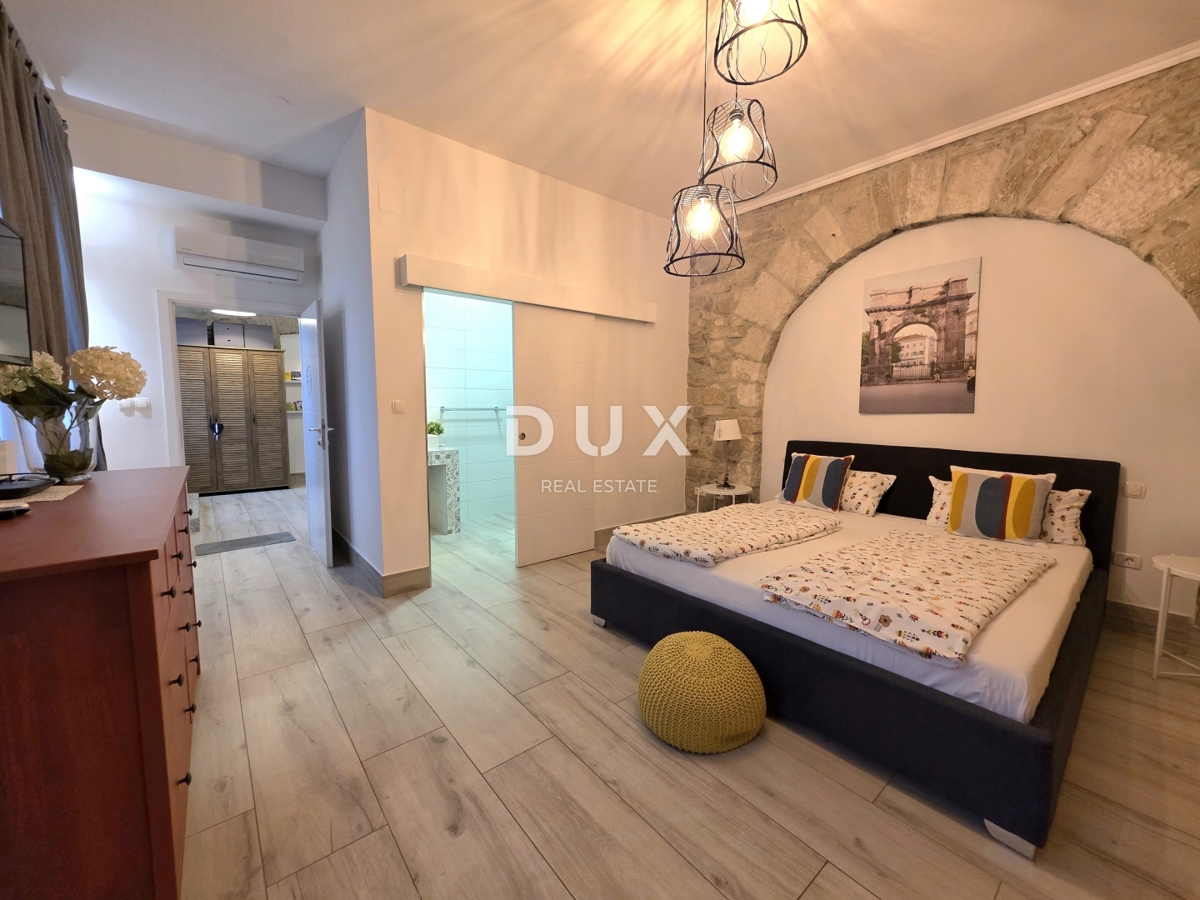 ISTRA, PULA, CENTER - 2-sobno opremljeno stanovanje na atraktivni lokaciji v središču mesta