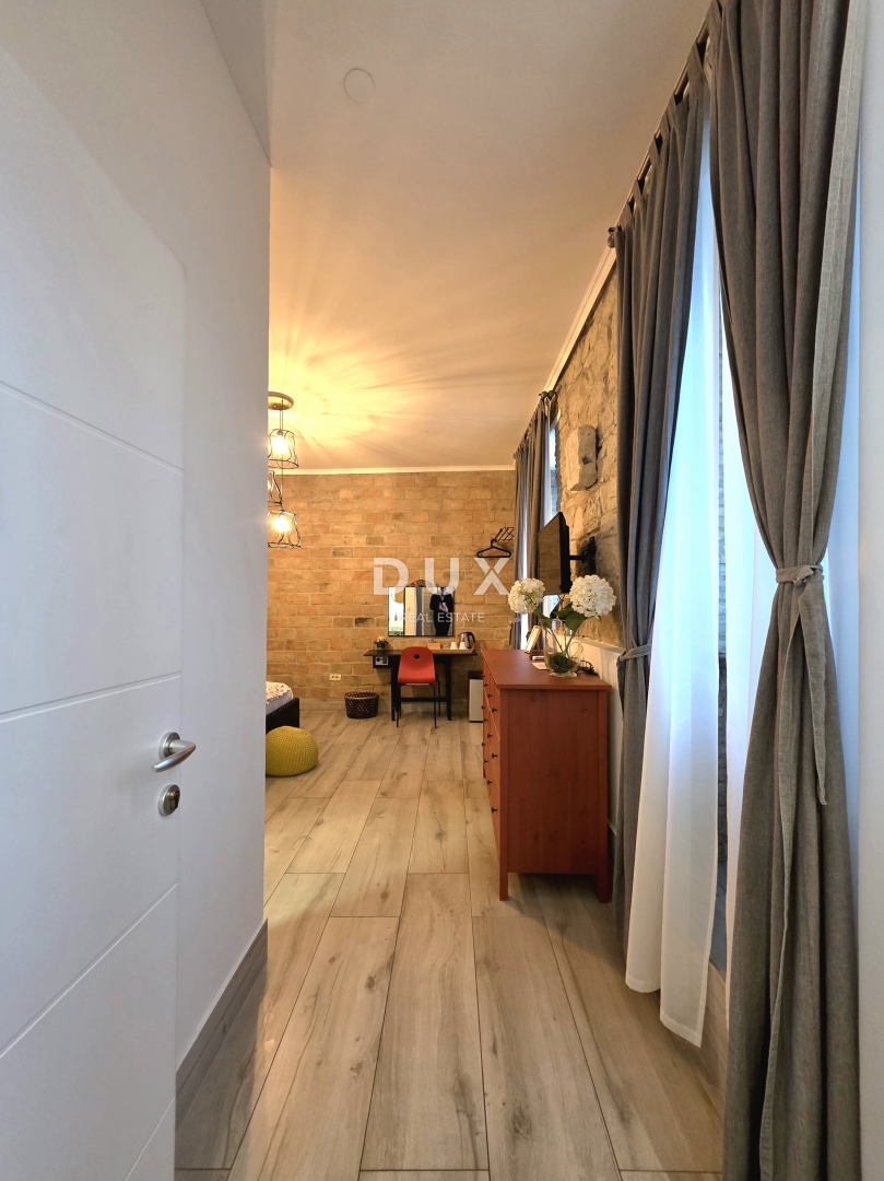 ISTRA, PULA, CENTER - 2-sobno opremljeno stanovanje na atraktivni lokaciji v središču mesta