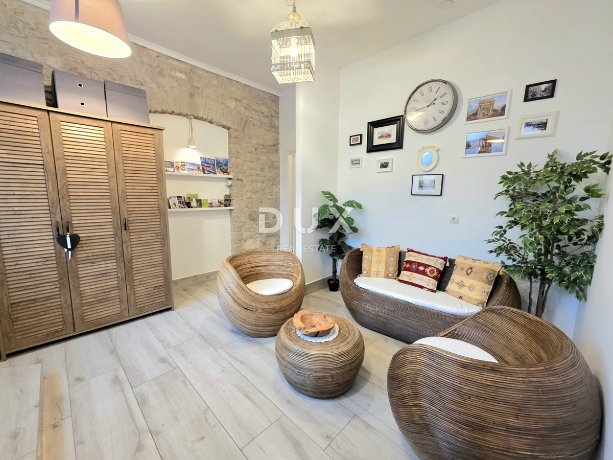 ISTRA, PULA, CENTER - 2-sobno opremljeno stanovanje na atraktivni lokaciji v središču mesta