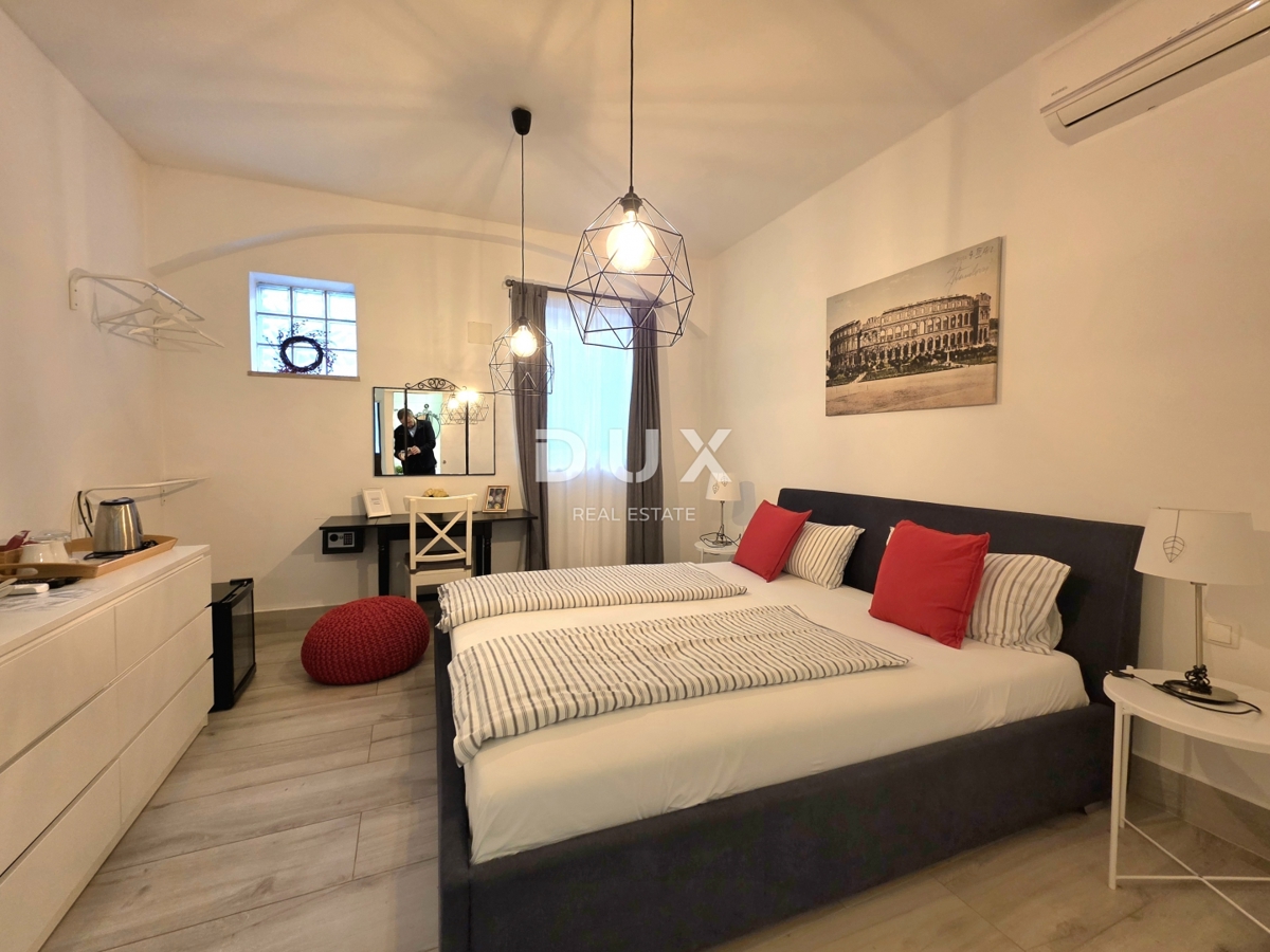 ISTRA, PULA, CENTER - 2-sobno opremljeno stanovanje na atraktivni lokaciji v središču mesta