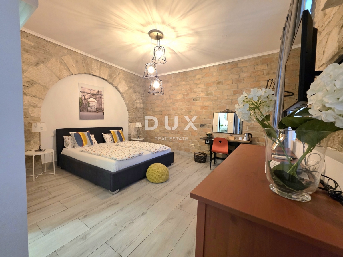 ISTRA, PULA, CENTER - 2-sobno opremljeno stanovanje na atraktivni lokaciji v središču mesta