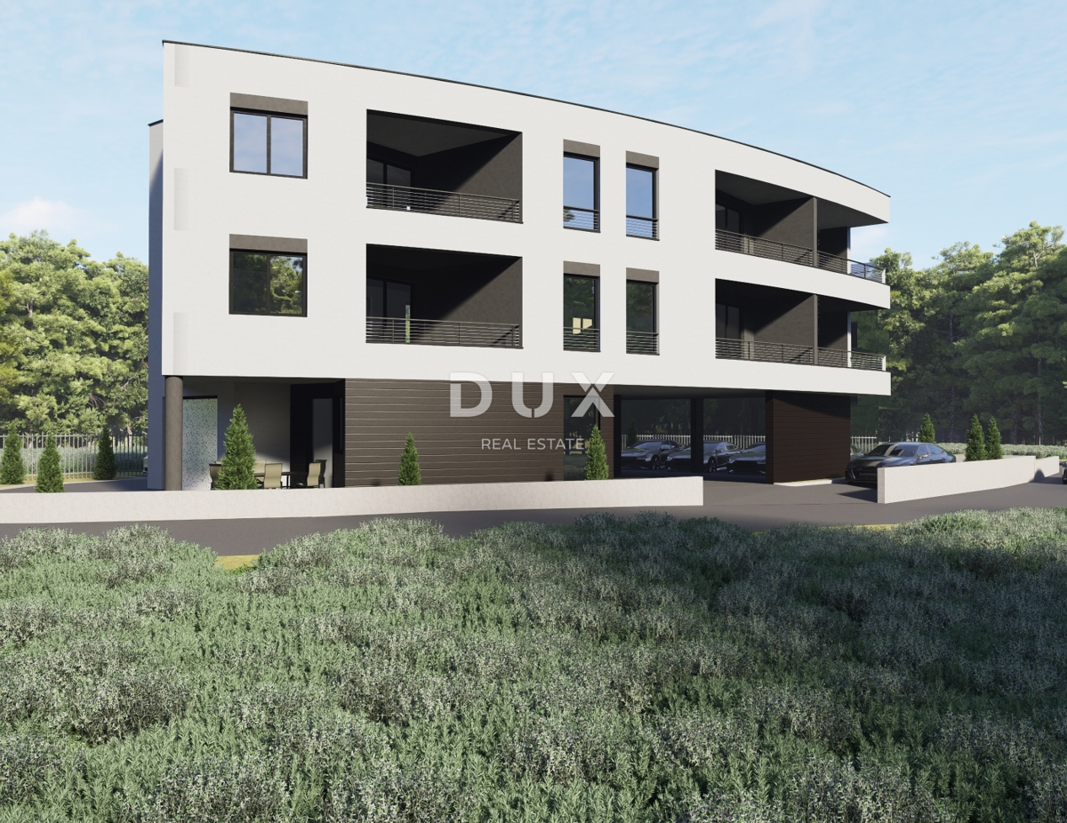 ISTRA, ŠTINJAN - Gradbeno zemljišče z gradbenim dovoljenjem za moderno stavbo s 7 stanovanji, le 500 m od plaž