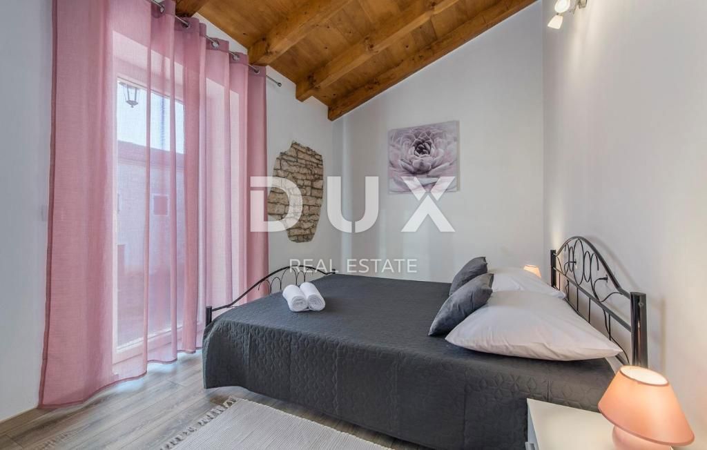 ISTRA, SVETI LOVREČ – Avtohtona kamnita vila z bazenom in 5000 m² zasebne posesti