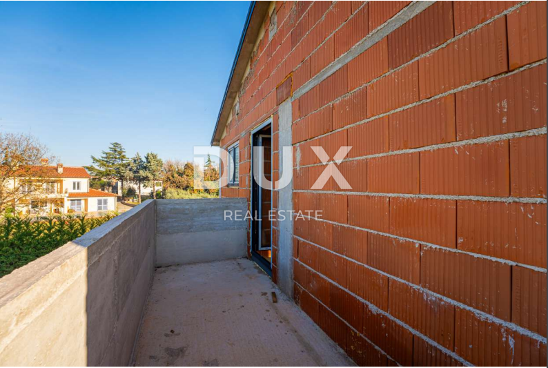 ISTRA, LIŽNJAN Gradbena parcela s hišo v ROH BAU izvedbi!