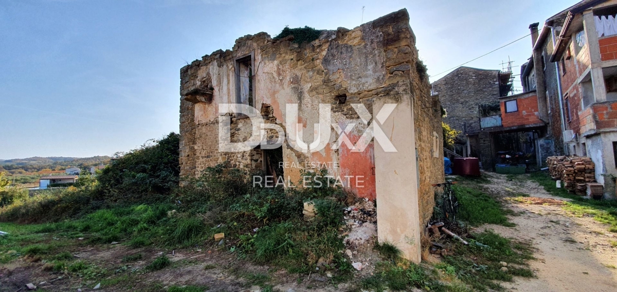 ISTRA, MOMJAN – Kamnite stavbe za prenovo z impresivnim razgledom