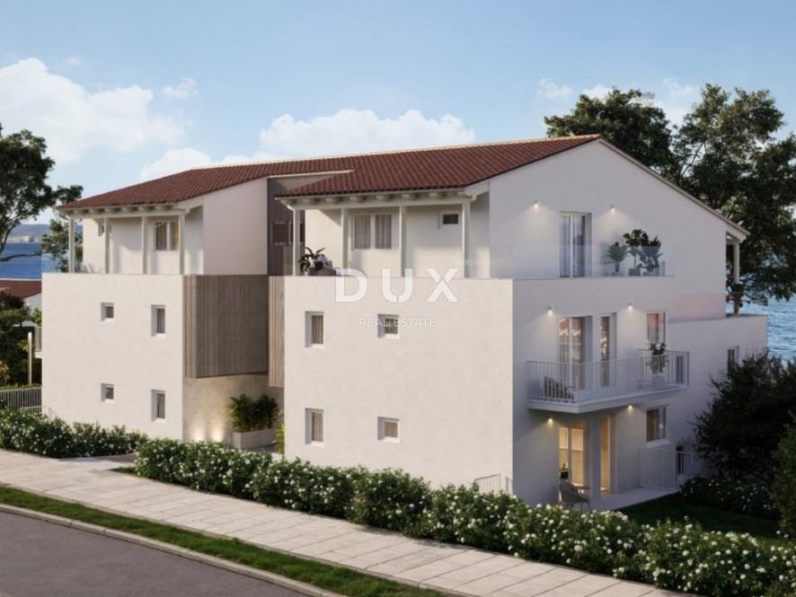 NOVI VINODOLSKI – 65 m² veliko stanovanje v ekskluzivnem letovišču, prva vrsta ob morju z zasebno plažo